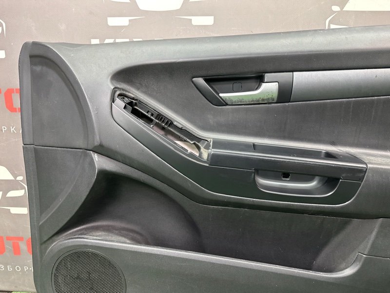 Обшивка двери Kia Ceed