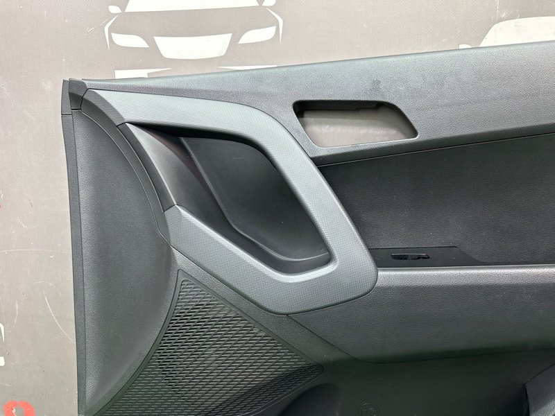 Обшивка двери Hyundai Creta 2018 GS