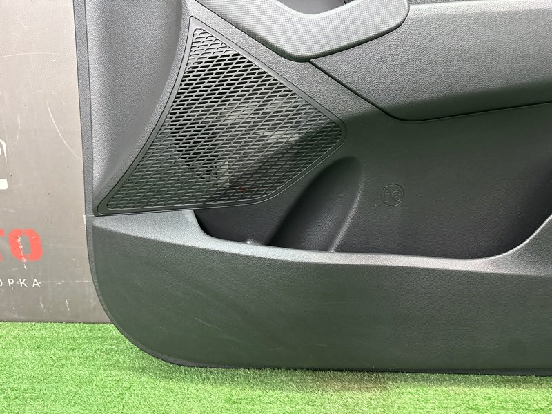 Обшивка двери Hyundai Creta 2018 GS