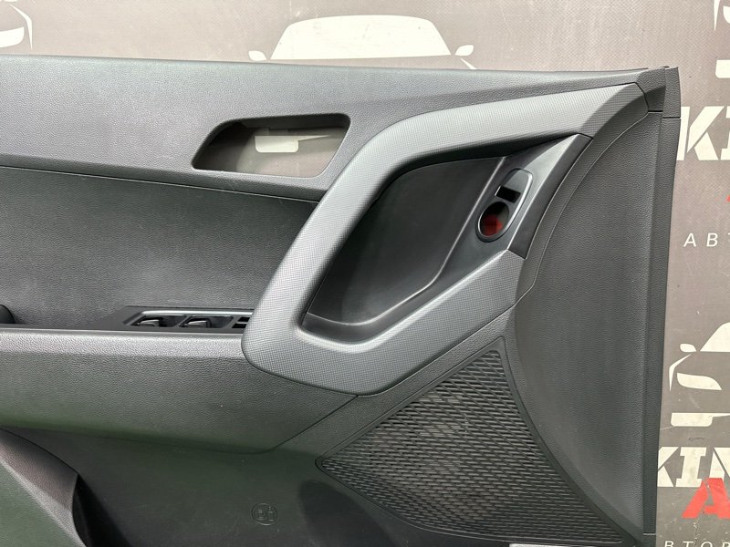 Обшивка двери Hyundai Creta 2018 GS