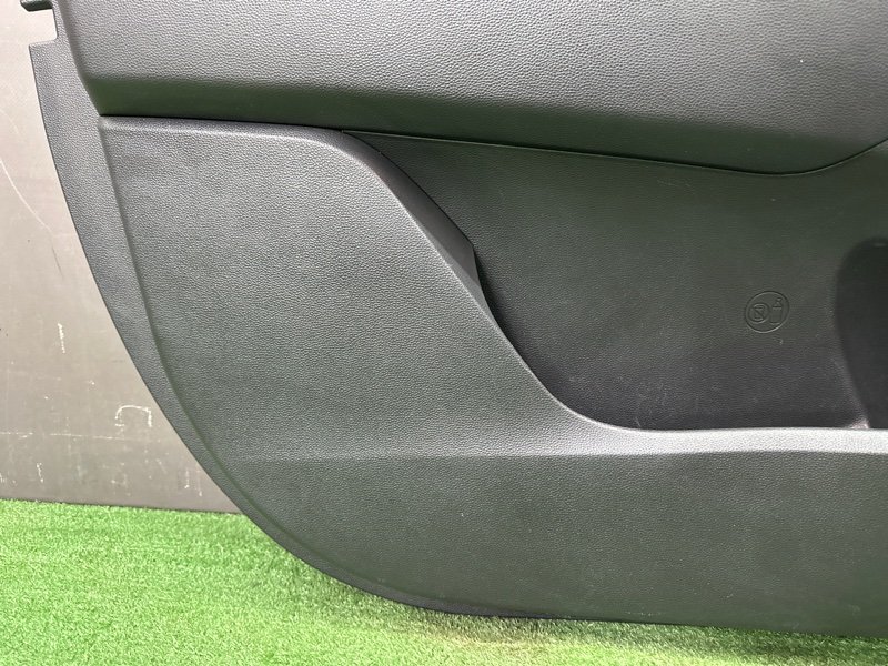 Обшивка двери Hyundai Creta 2018 GS