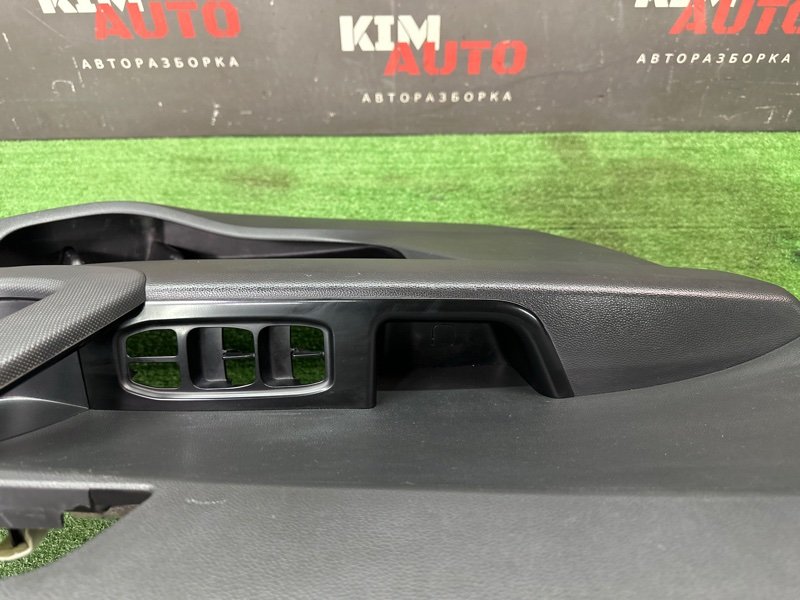 Обшивка двери Hyundai Creta 2018 GS