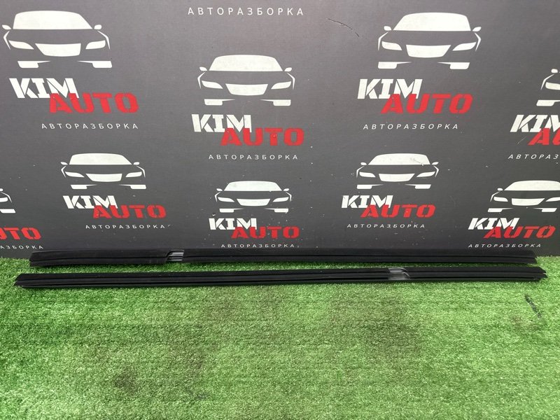 Уплотнитель стекла(бархотка) внутренний Hyundai Creta 2018 GS