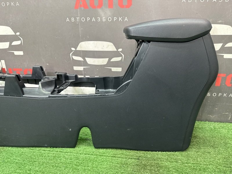 Центральная Консоль с подлокотником Hyundai Creta 2018 GS