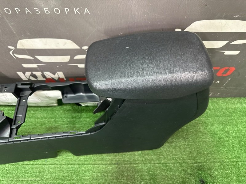 Центральная Консоль с подлокотником Hyundai Creta 2018 GS