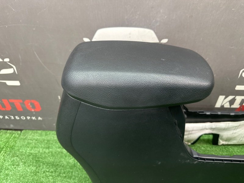 Центральная Консоль с подлокотником Hyundai Creta 2018 GS