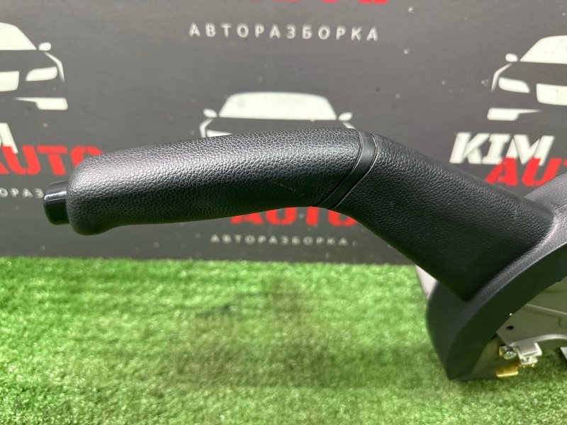 Рычаг стояночного тормоза (ручник) Hyundai Creta 2018 GS