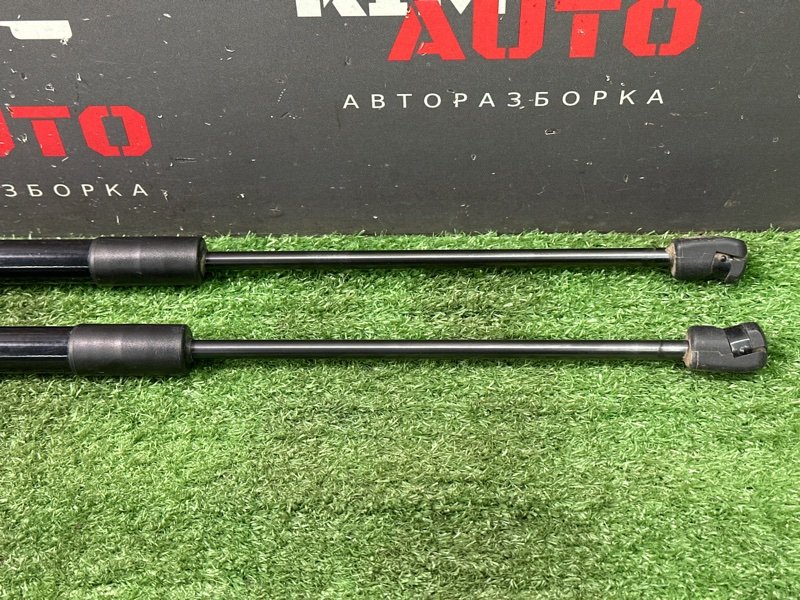 Амортизатор крышки багажника Hyundai Creta 2018 GS