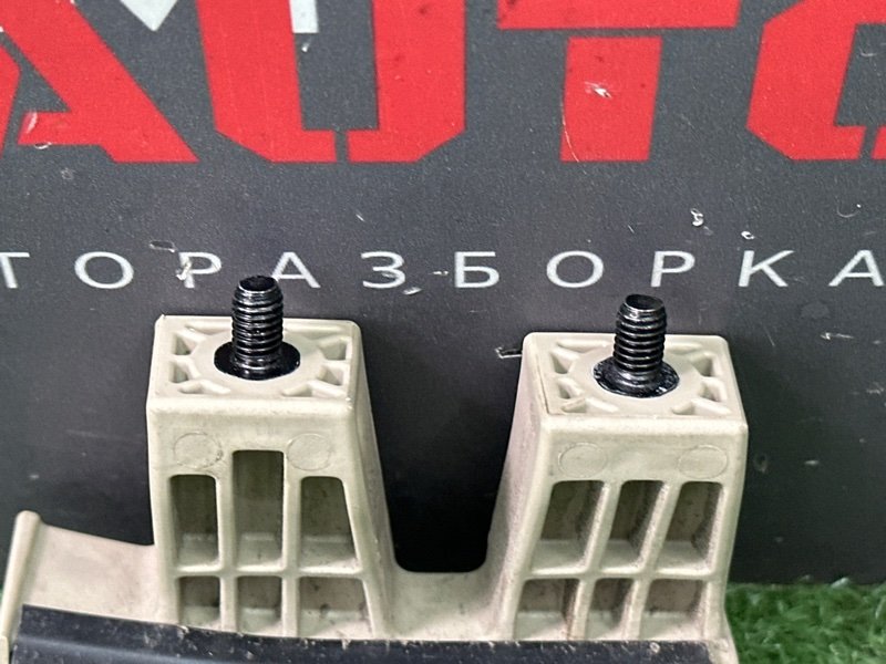 Направляющая стекла двери Hyundai Creta 2018 GS