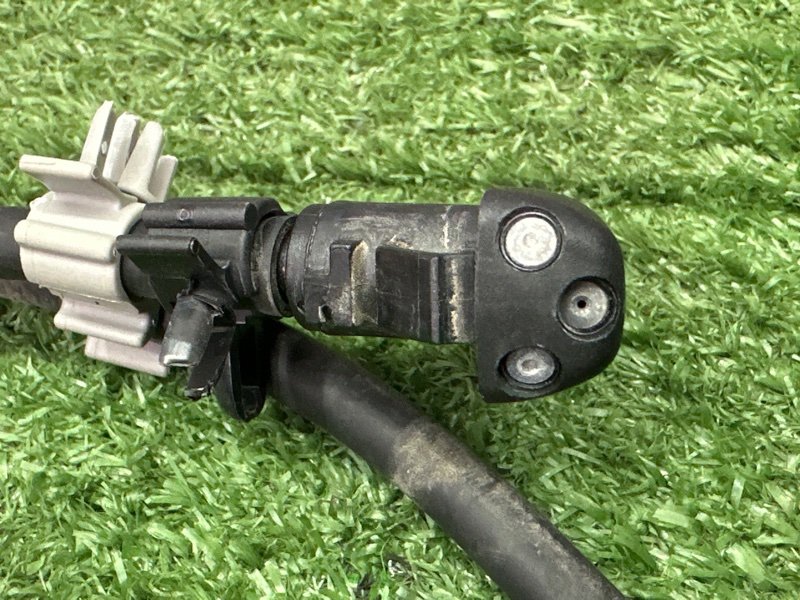 Форсунки омывателя со шлангами Hyundai Creta 2018 GS