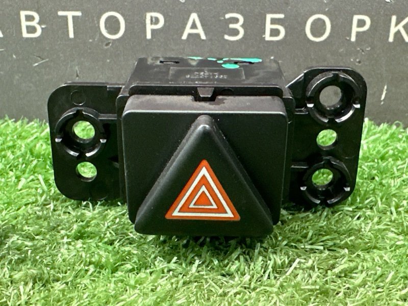 Кнопка аварийной сигнализации (аварийка) Hyundai Creta 2018 GS