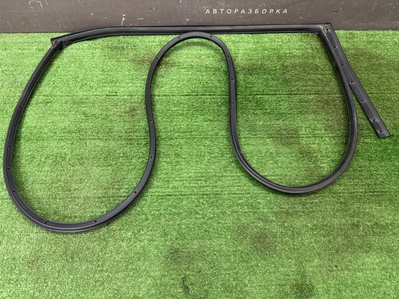 Уплотнитель двери Hyundai Creta 2018 GS