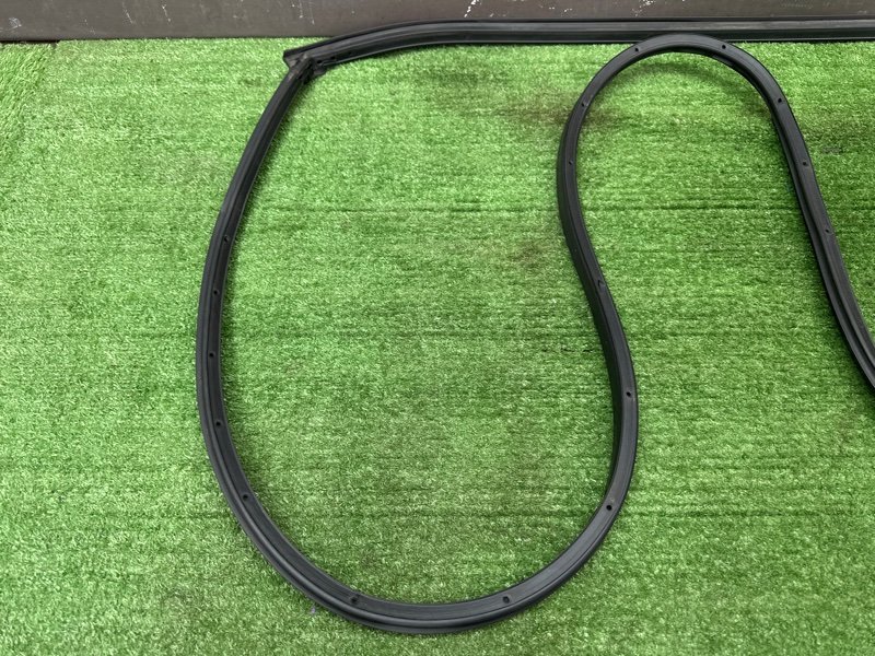 Уплотнитель двери Hyundai Creta 2018 GS