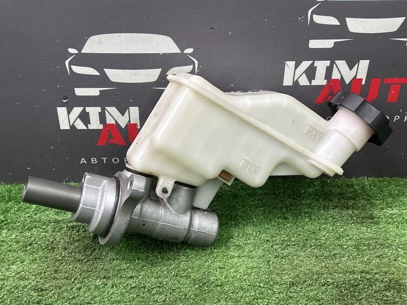 Главный тормозной цилиндр с бочком Hyundai Creta 2018 GS