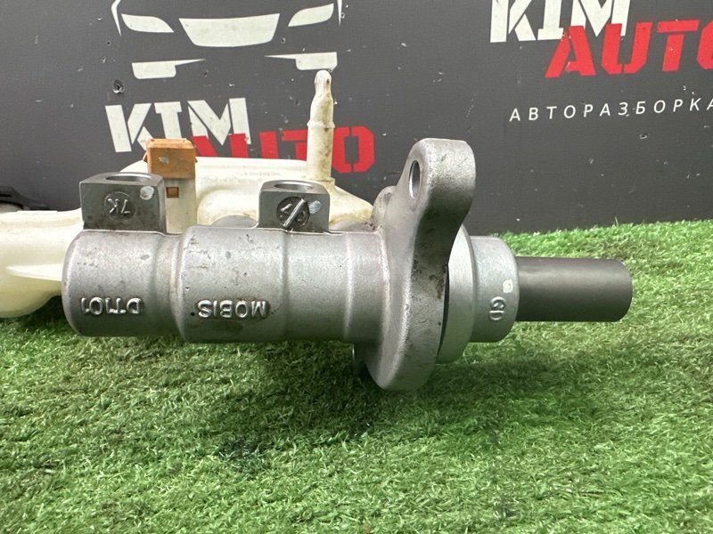 Главный тормозной цилиндр с бочком Hyundai Creta 2018 GS