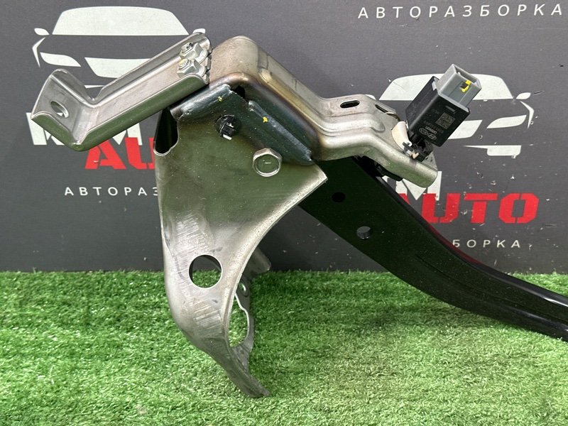 Педаль тормоза АКПП Hyundai Creta 2018 GS