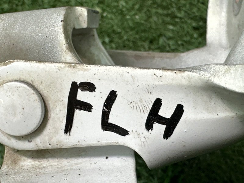 Петли двери Hyundai Creta 2018 GS