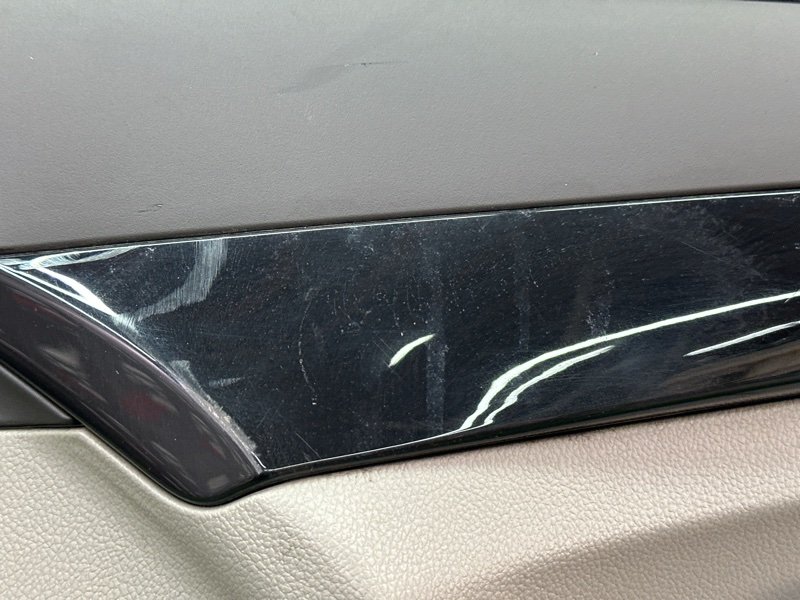 Обшивка двери Chevrolet Orlando