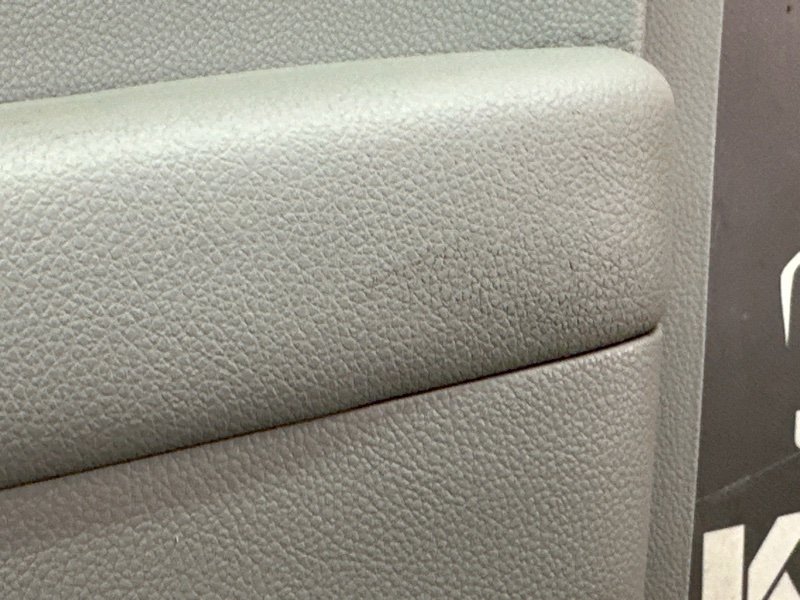 Обшивка двери Chevrolet Orlando