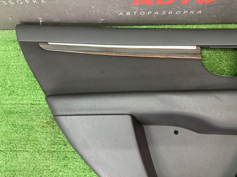 Обшивка двери Hyundai SantaFe 2011 CM