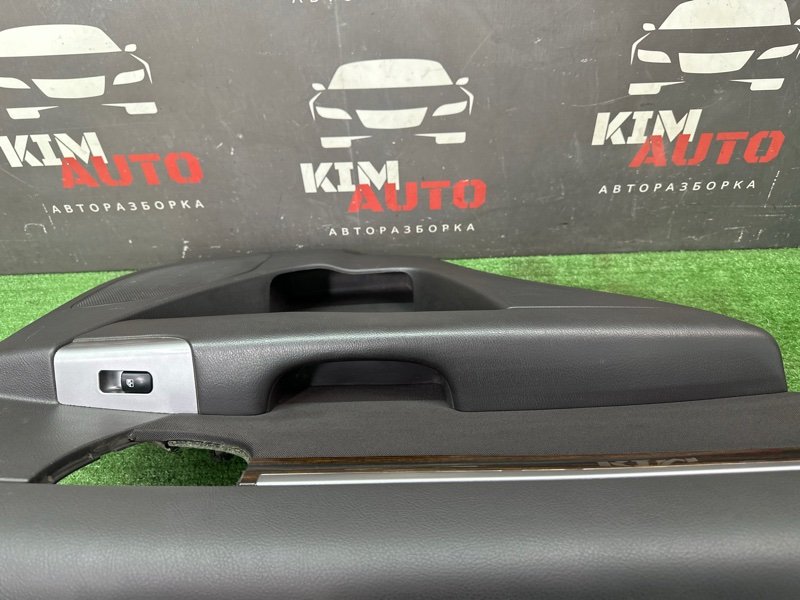 Обшивка двери Hyundai SantaFe 2011 CM