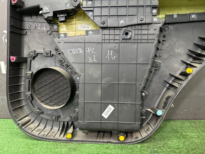 Обшивка двери Hyundai SantaFe 2011 CM