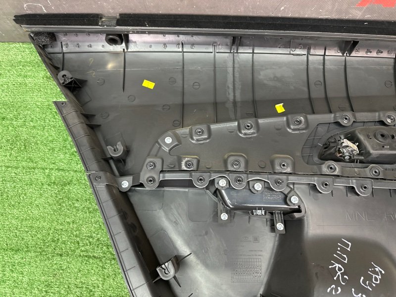 Обшивка двери Chevrolet Cruze J300