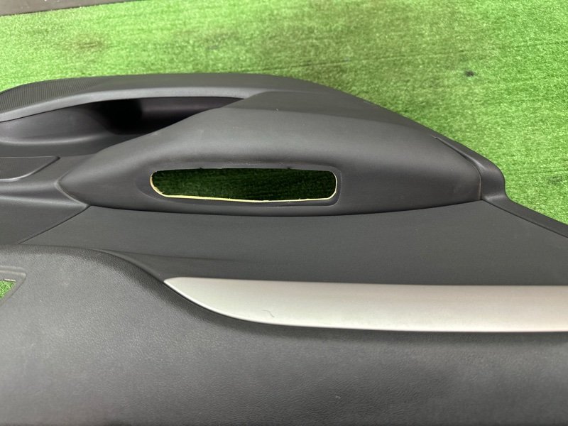 Обшивка двери Citroen C 4