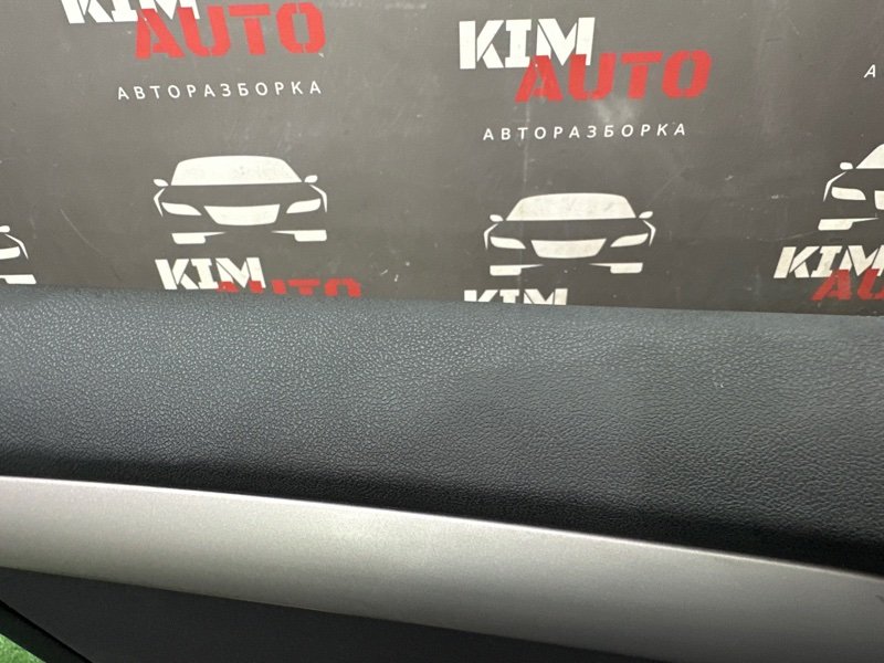 Обшивка двери Citroen C 4