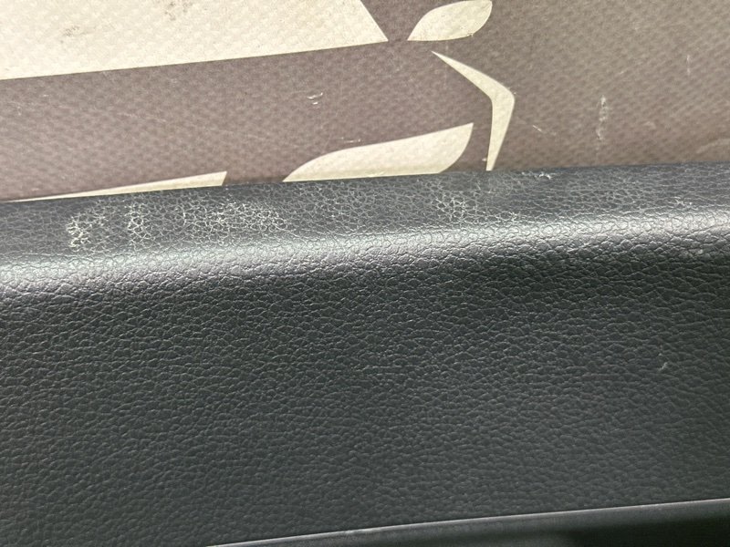 Обшивка крышки багажника Volkswagen Polo 5