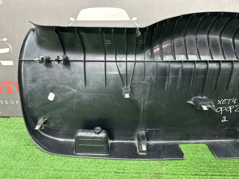 Обшивка крышки багажника Ford Focus 2 HB