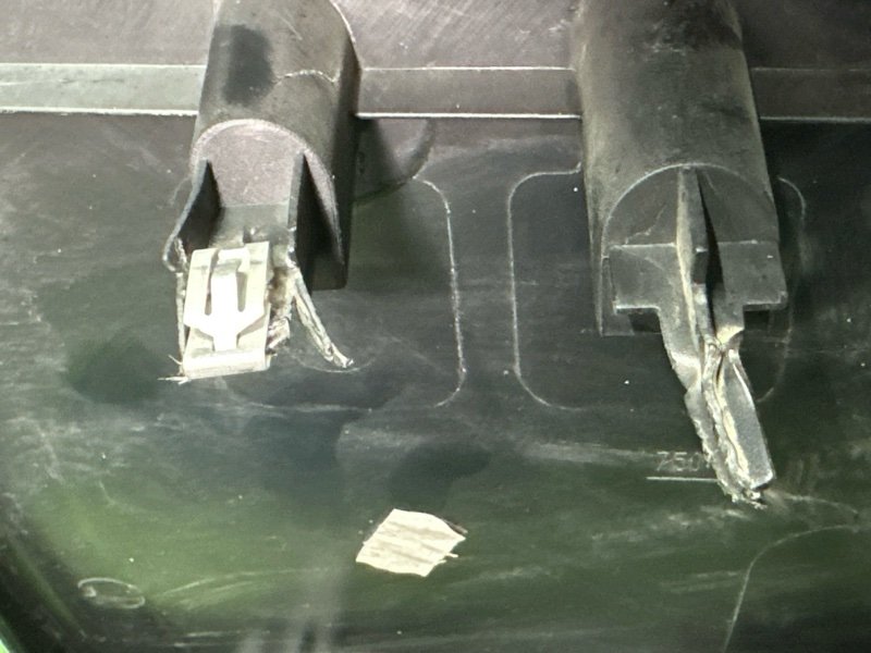 Обшивка крышки багажника Ford Focus 2 HB