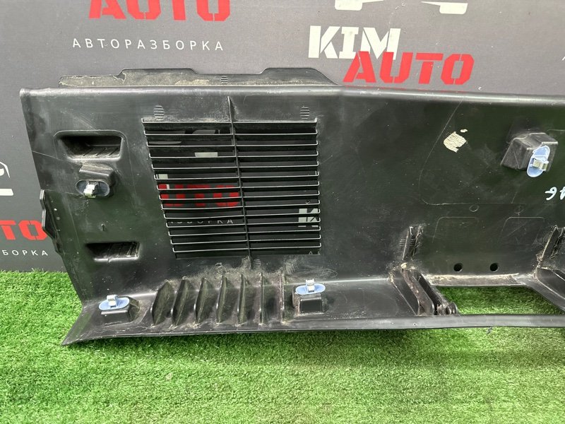 Накладка задней панели Opel Astra J