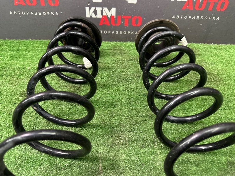 Пружина подвески Skoda Octavia 2016