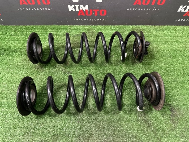 Пружина подвески Skoda Octavia 2016