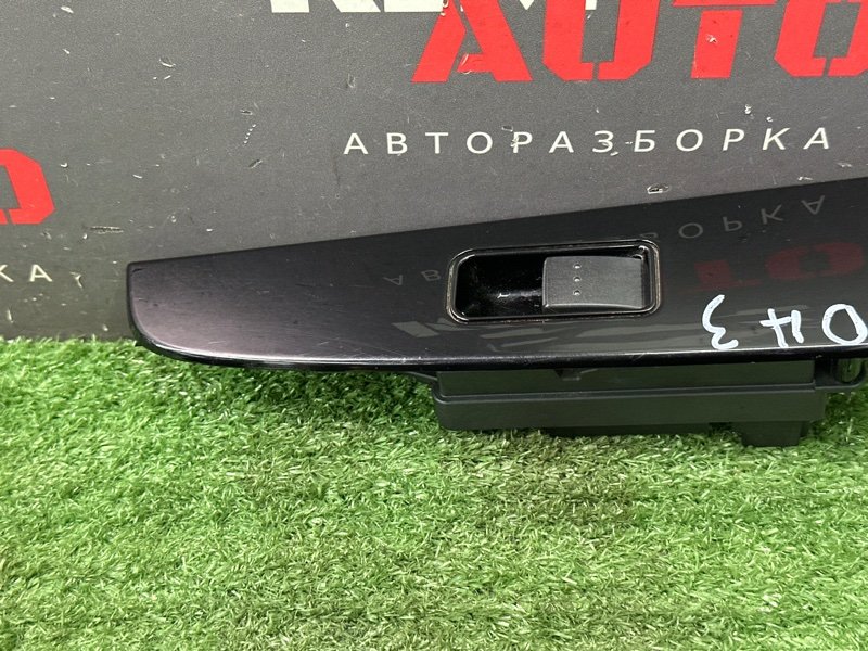 Кнопка стеклоподъемника Mazda 3 BK