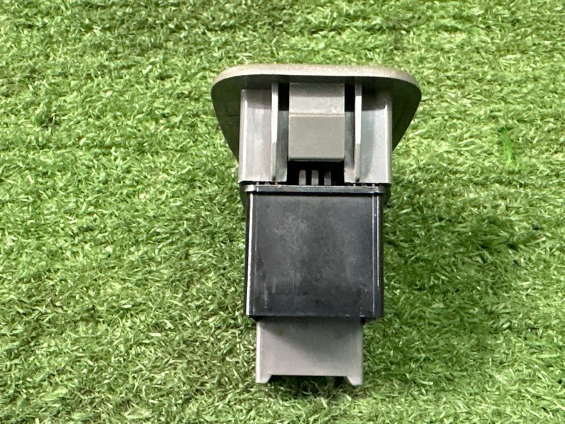 Кнопка стеклоподъемника Chevrolet Lacetti J200