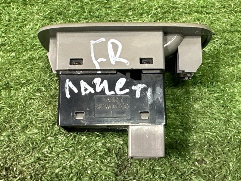 Кнопка стеклоподъемника Chevrolet Lacetti J200