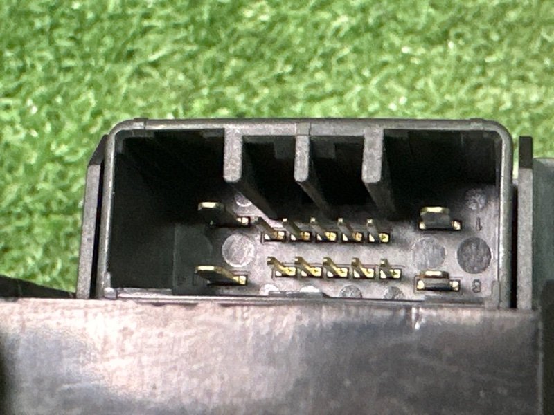 Кнопка стеклоподъемника Honda Civic 5D