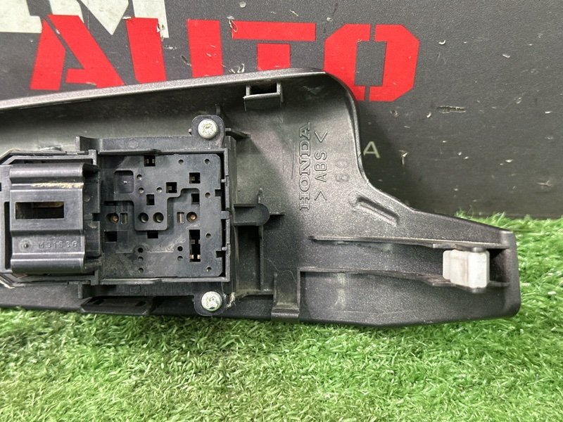 Кнопка стеклоподъемника Honda Civic