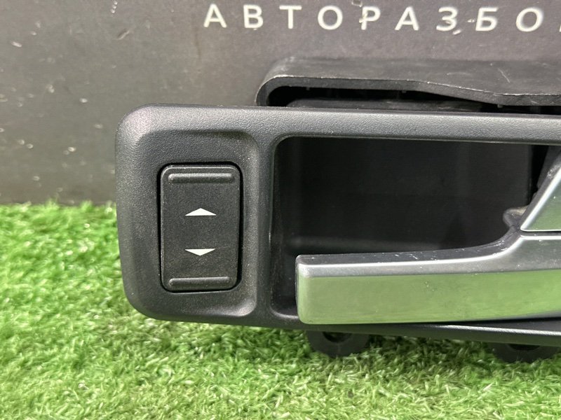 Ручка двери внутренняя Ford Focus 2