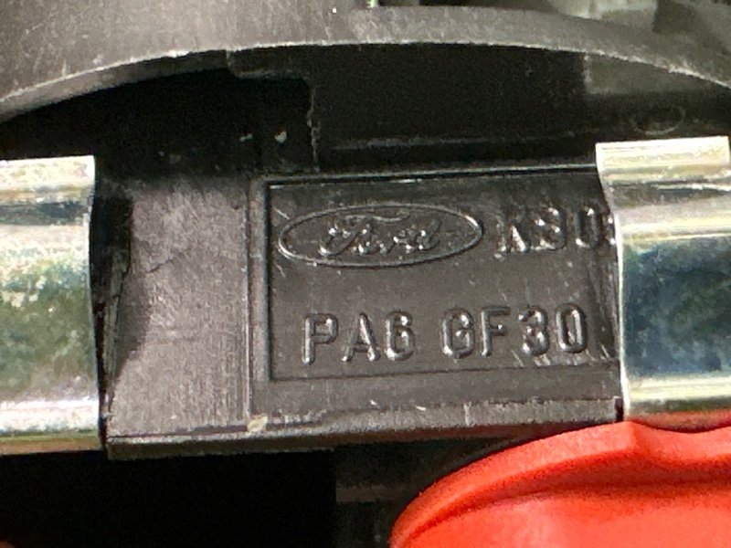 Кнопка стеклоподъемника Ford Fiesta