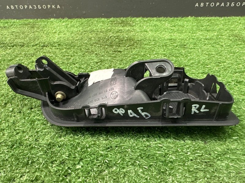 Ручка двери внутренняя Skoda Fabia 1