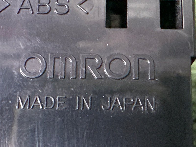 Кнопка стеклоподъемника Mitsubishi Lancer 9