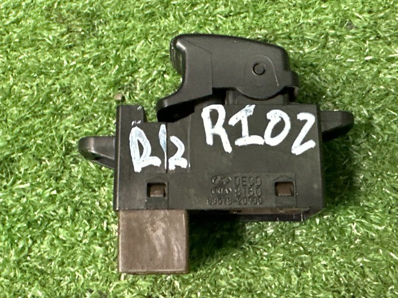 Кнопка стеклоподъемника Kia Rio 2