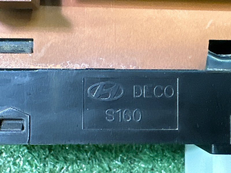 Блок управления стеклоподъемниками Hyundai Sonata EF