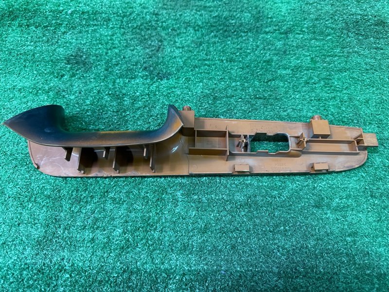 Блок управления стеклоподъемниками Hyundai Sonata EF