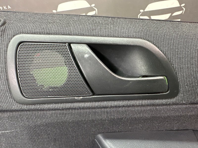 Обшивка двери Skoda Fabia 1