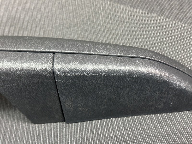 Обшивка двери Skoda Fabia 1