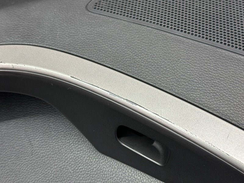 Обшивка двери Hyundai i30